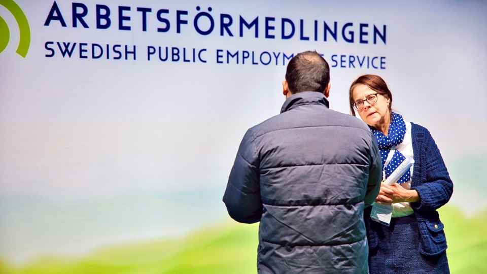 مكتب العمل السويدي يكشف عن المهن الأكثر طلبًا حاليًا وفي السنوات القادمة